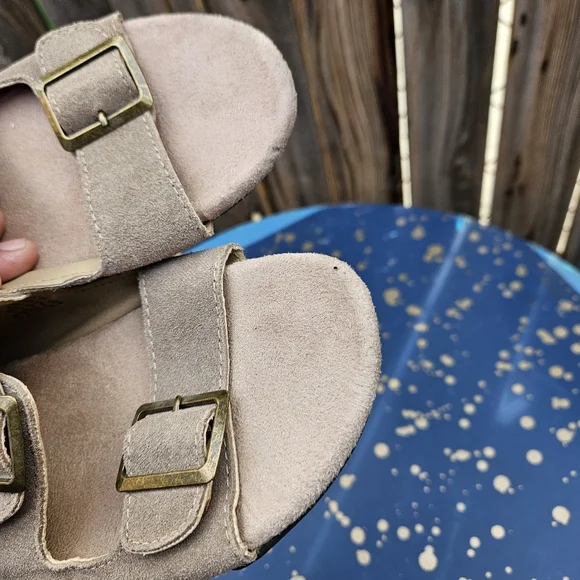 J-41 Adventure On Beige Double Buckle Sandals Women Size 7 - Picture 16 of 16